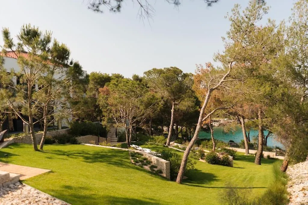 Villa Contessa - Top 200 Ultra Luxury World Villas Mali Lošinj